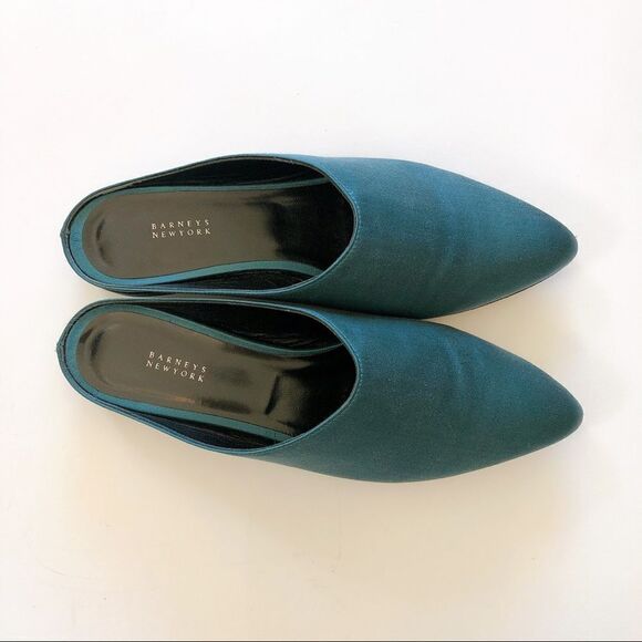Barney’s New York // Beautiful Green Mules // size 38 - Picture 3 of 6